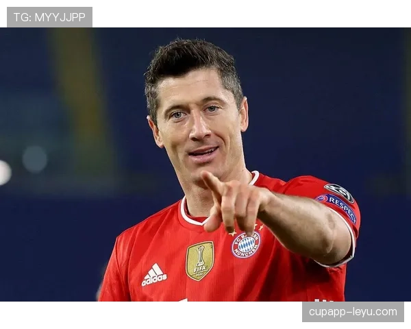 莱万多夫斯基国家队出场里程碑彰显传奇前锋稳健表现与持续提升 莱万多夫斯基国家队出场里程碑彰显传奇前锋稳健表现与持续提升