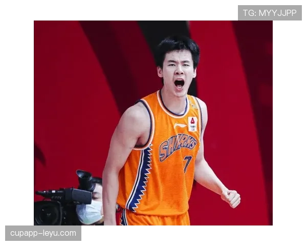 郭昊文比赛像学霸，私下消费像阔少——这反差太狠